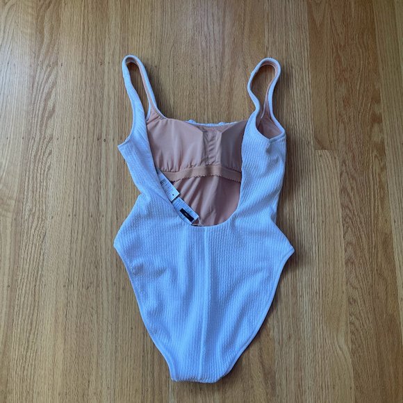 White J Crew Textured Tank Swimsuit Size 10 - NWT - Picture 2 of 2